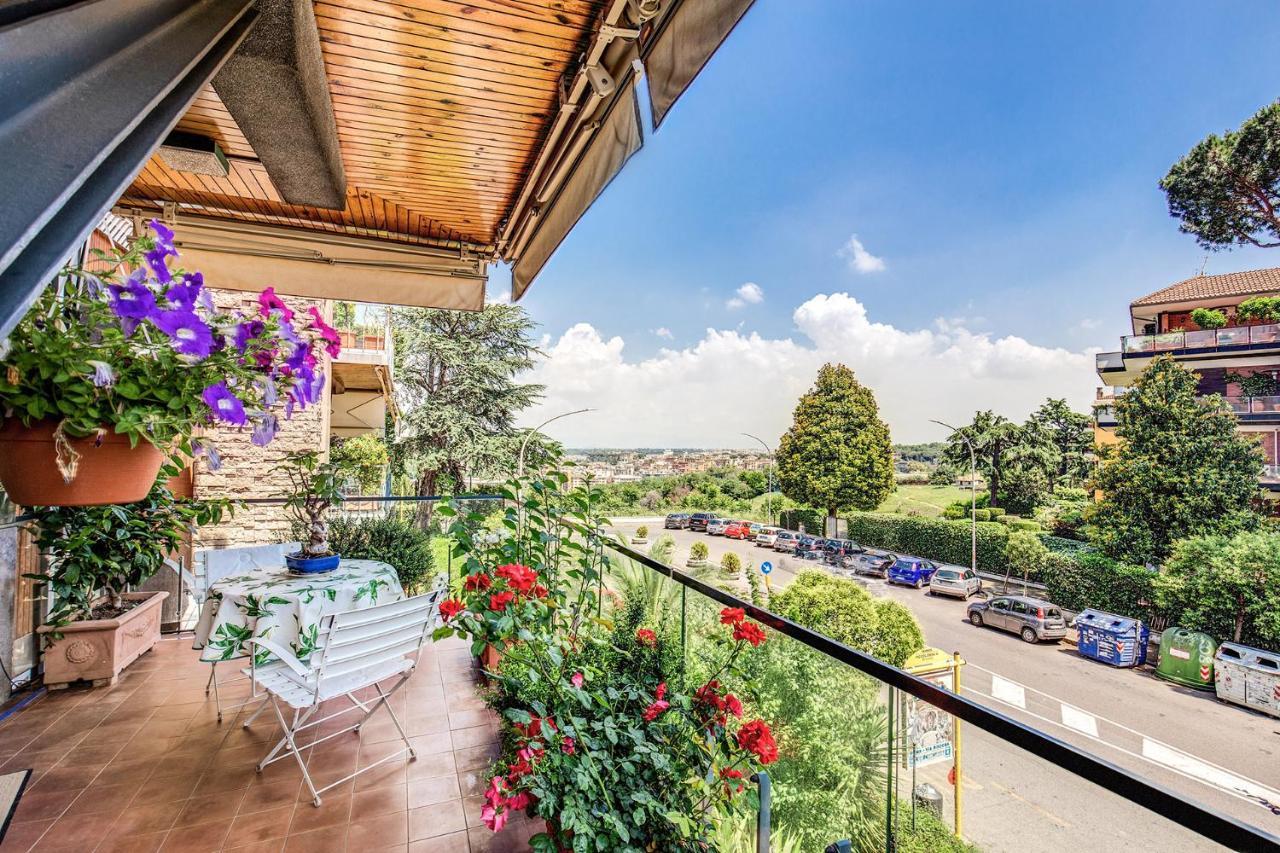 Terrazza Piccolomini: Elegant Apartment Stunning View Over Rome/St Peter'S Dome Exterior photo
