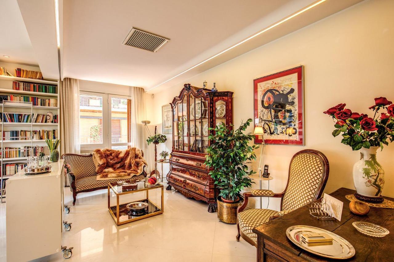 Terrazza Piccolomini: Elegant Apartment Stunning View Over Rome/St Peter'S Dome Exterior photo