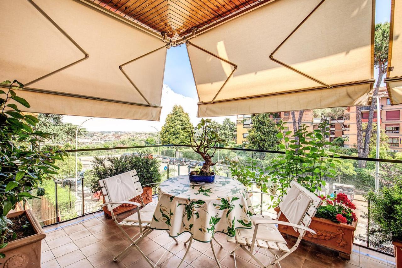 Terrazza Piccolomini: Elegant Apartment Stunning View Over Rome/St Peter'S Dome Exterior photo